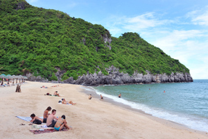 Cát Bà Beach Resort - Cát Bà