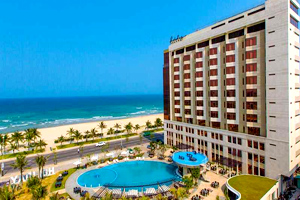 Holiday Beach Đà Nẵng Hotel & Resort - Đà Nẵng
