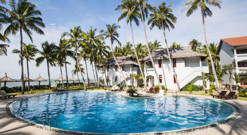 Little Paris Resort - Mũi Né