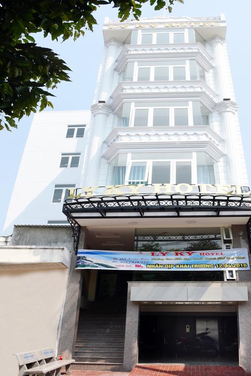 Ly Kỳ Hotel - Quy Nhơn