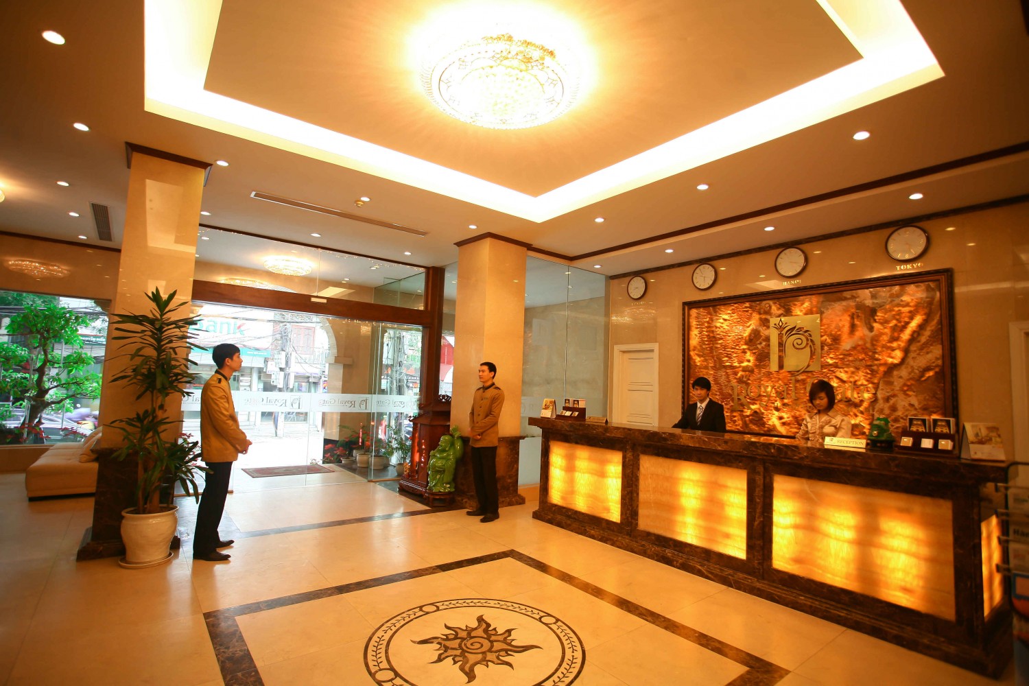 Royal Gate Hotel - Hà Nội