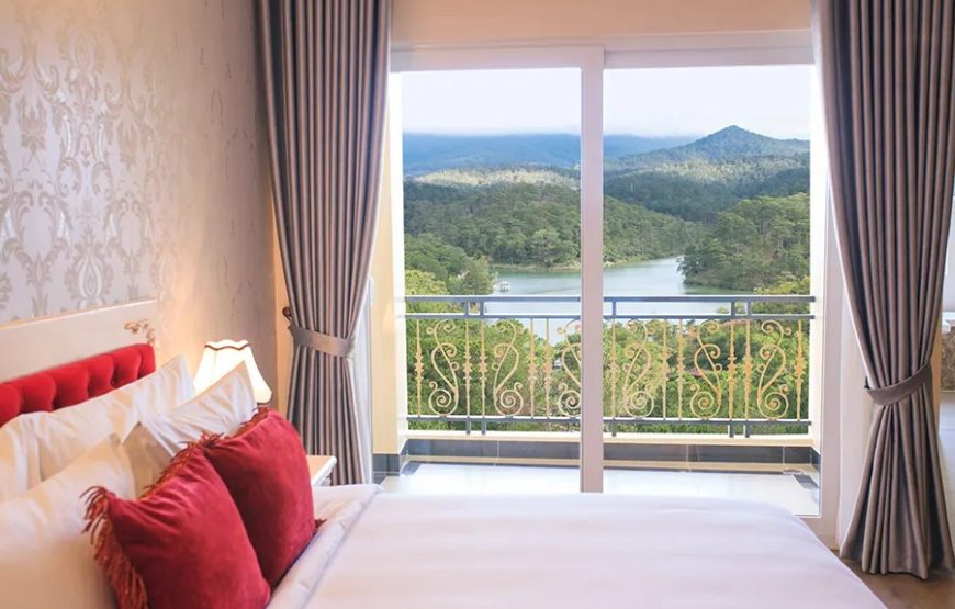Valley Junior Suite Triple- Inbound VietNam