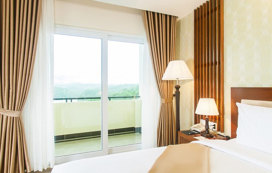 Valley Junior Suite Triple- Inbound VietNam