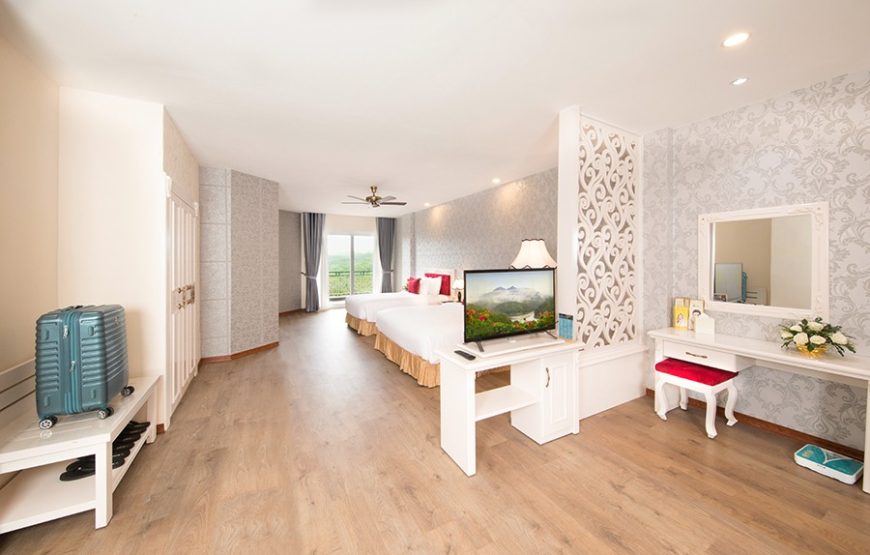 Valley Junior Suite Triple- Inbound VietNam