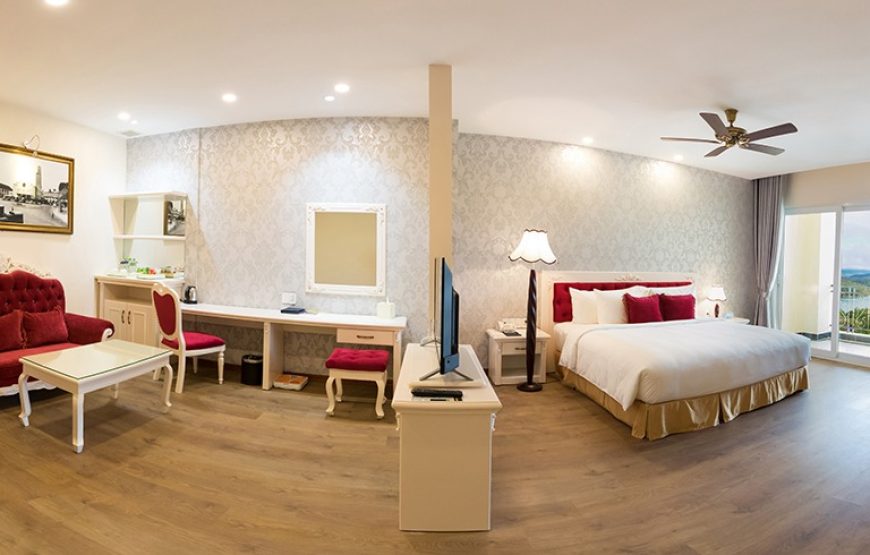 Valley Junior Suite Triple- Inbound VietNam