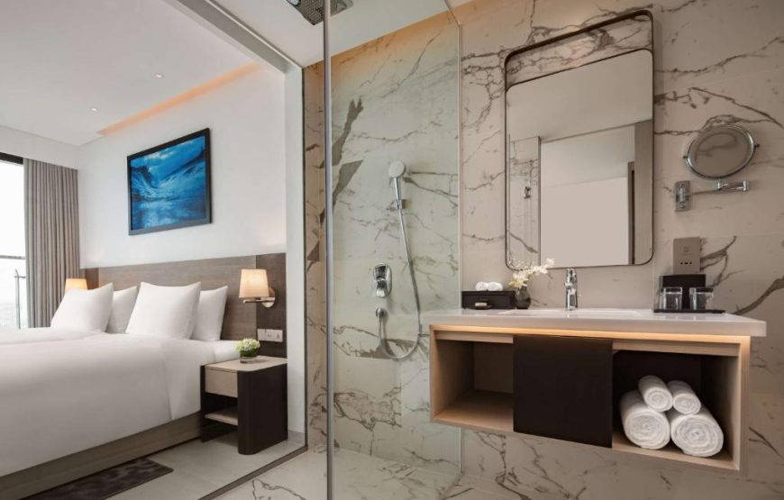 RADISSON HOTEL DA NANG: Deluxe Ocean View Twin (Partial)
