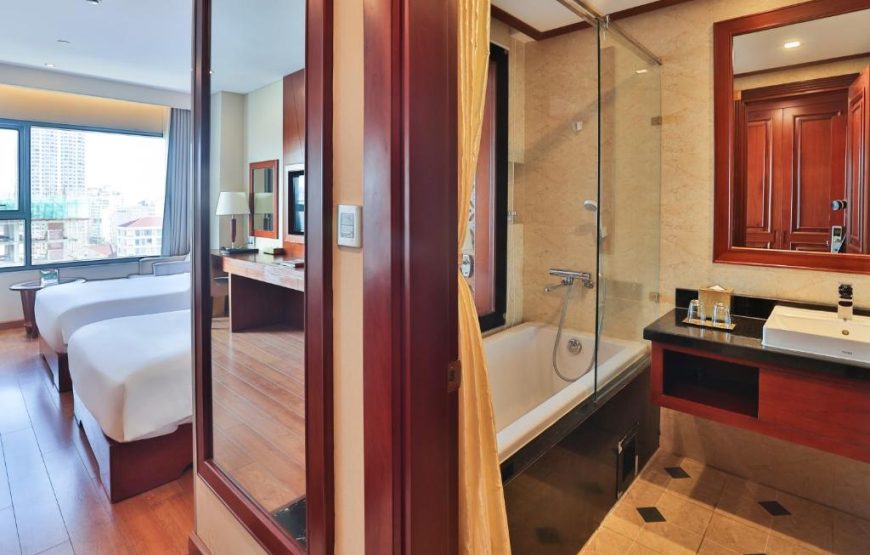 DLG HOTEL: DELUXE TWIN OCEAN VIEW