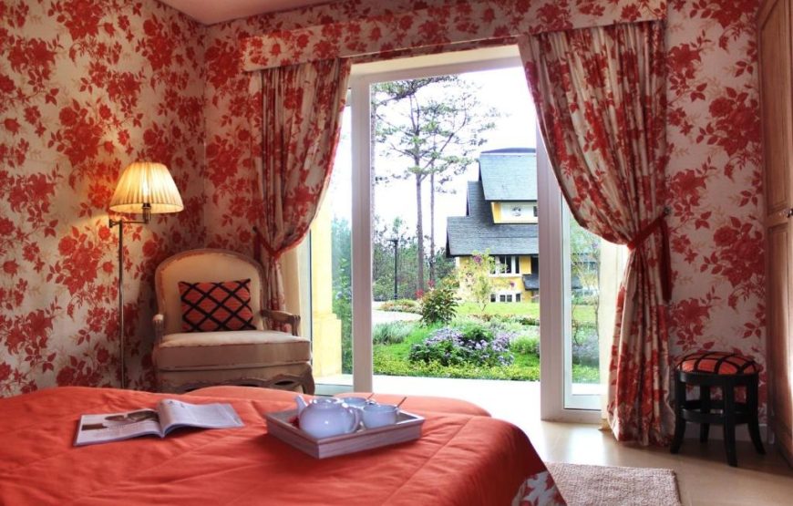 Deluxe Suite Pine Hill View