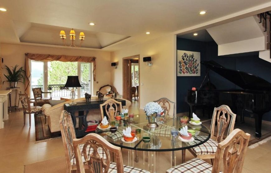 Villa Suite 4 Bedrooms Lake View
