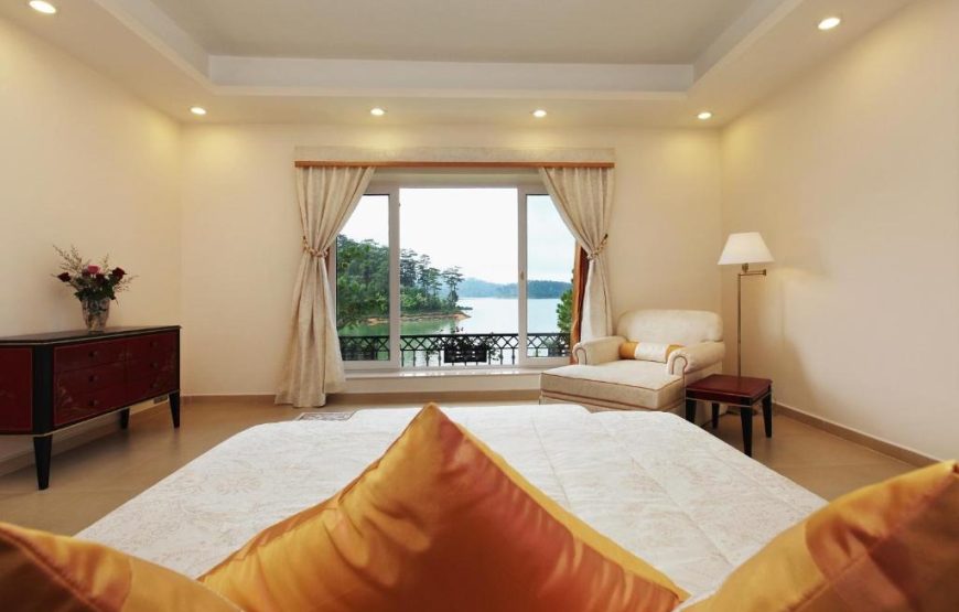 Villa Suite 4 Bedrooms Lake View