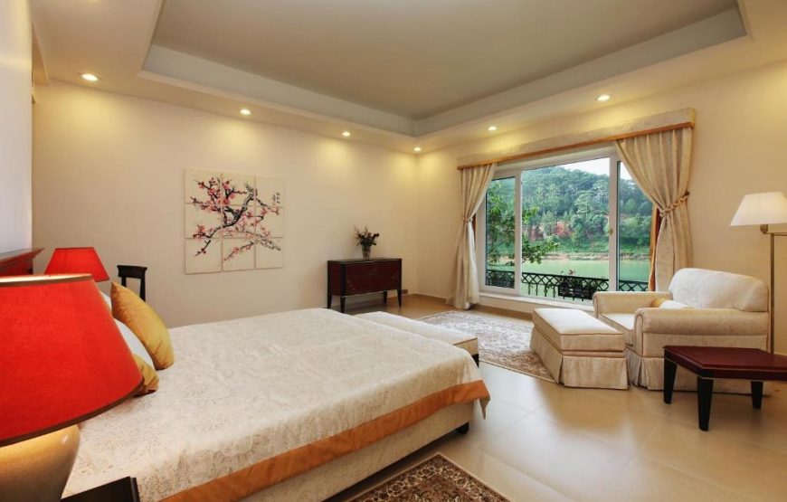 Villa Suite 4 Bedrooms Lake View