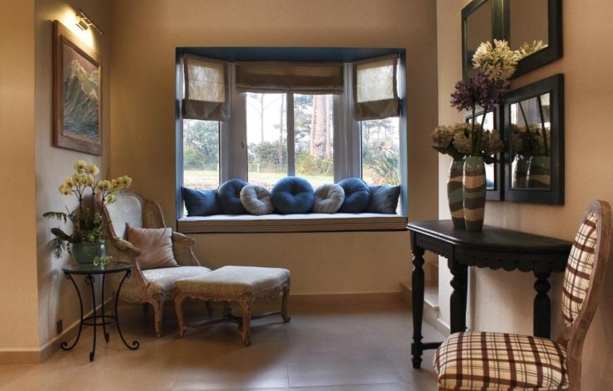 Villa Studio Pine Hill View – Partial Lake View