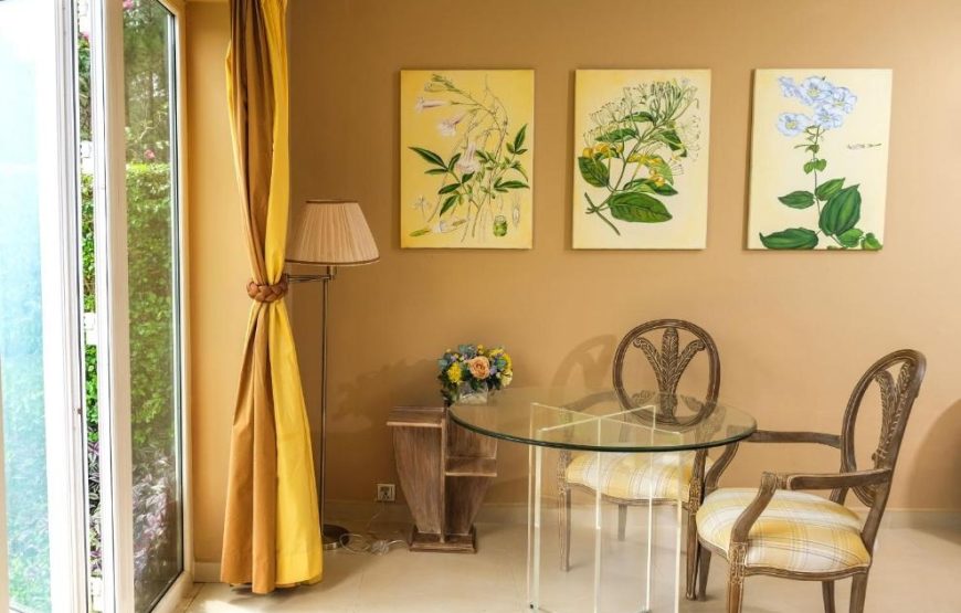 Villa Studio Pine Hill View – Partial Lake View