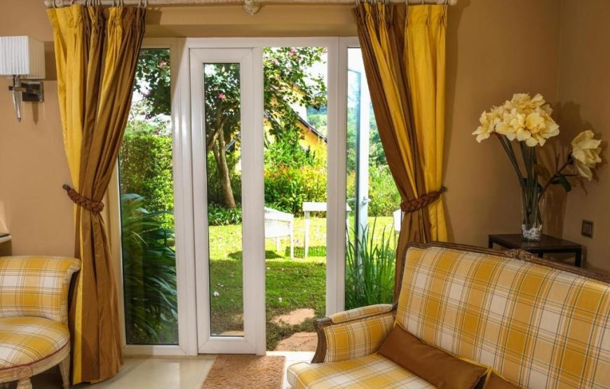 Villa Studio Pine Hill View – Partial Lake View
