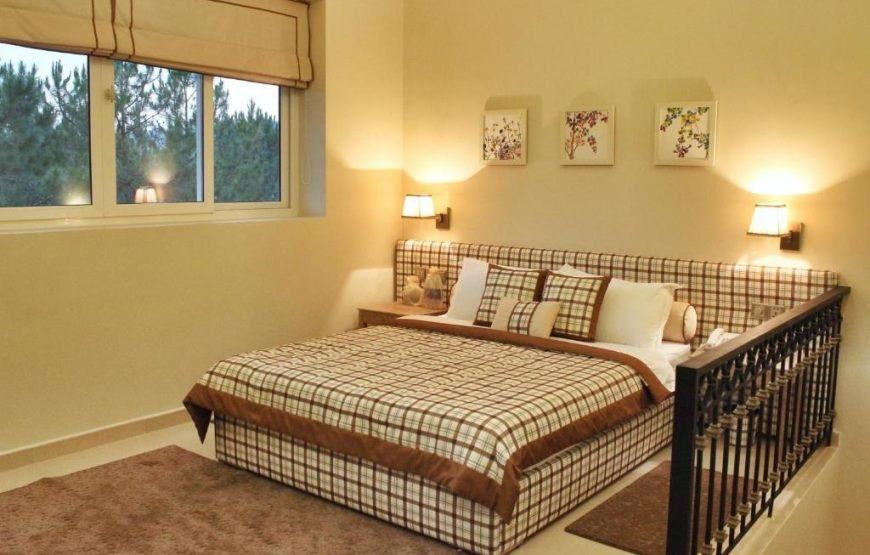 Villa Studio Pine Hill View – Partial Lake View