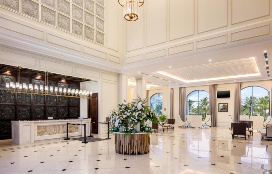 Meliá Vinpearl Cua Sot Beach Resort