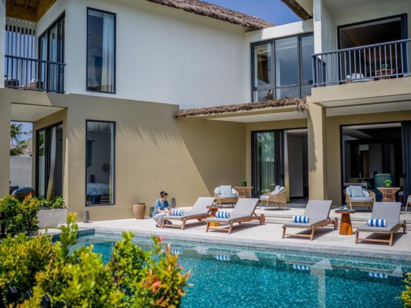 Grand Pool Villa 02 Bedroom
