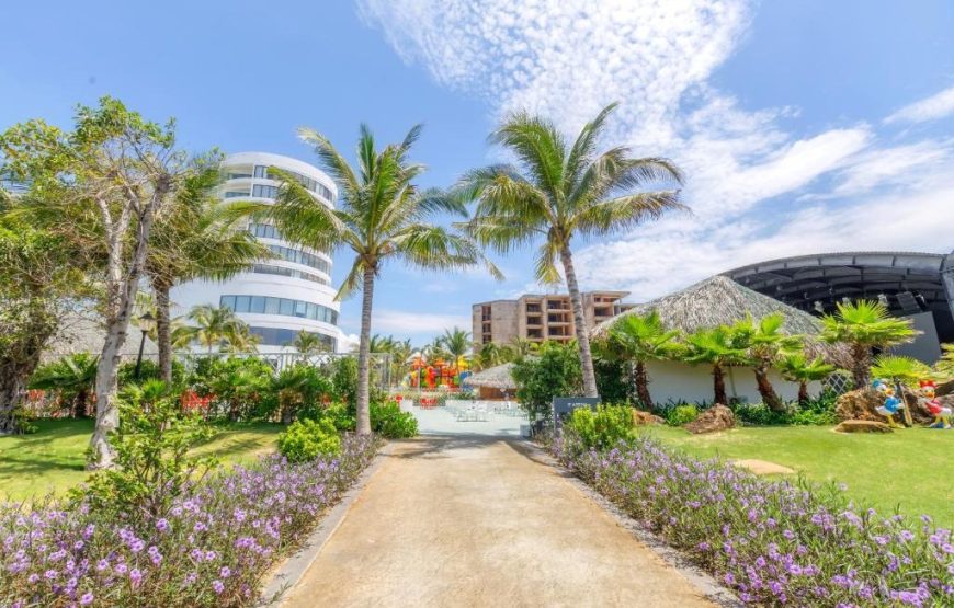 Selectum Noa Resort Cam Ranh